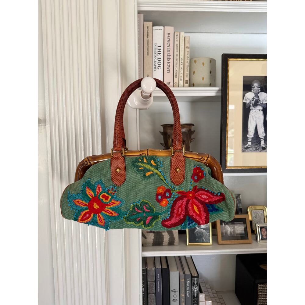 GUCCI Tom Ford 2004 Archival Limited Edition Vintage Embroidered Bamboo Bag - Picture 3 of 11